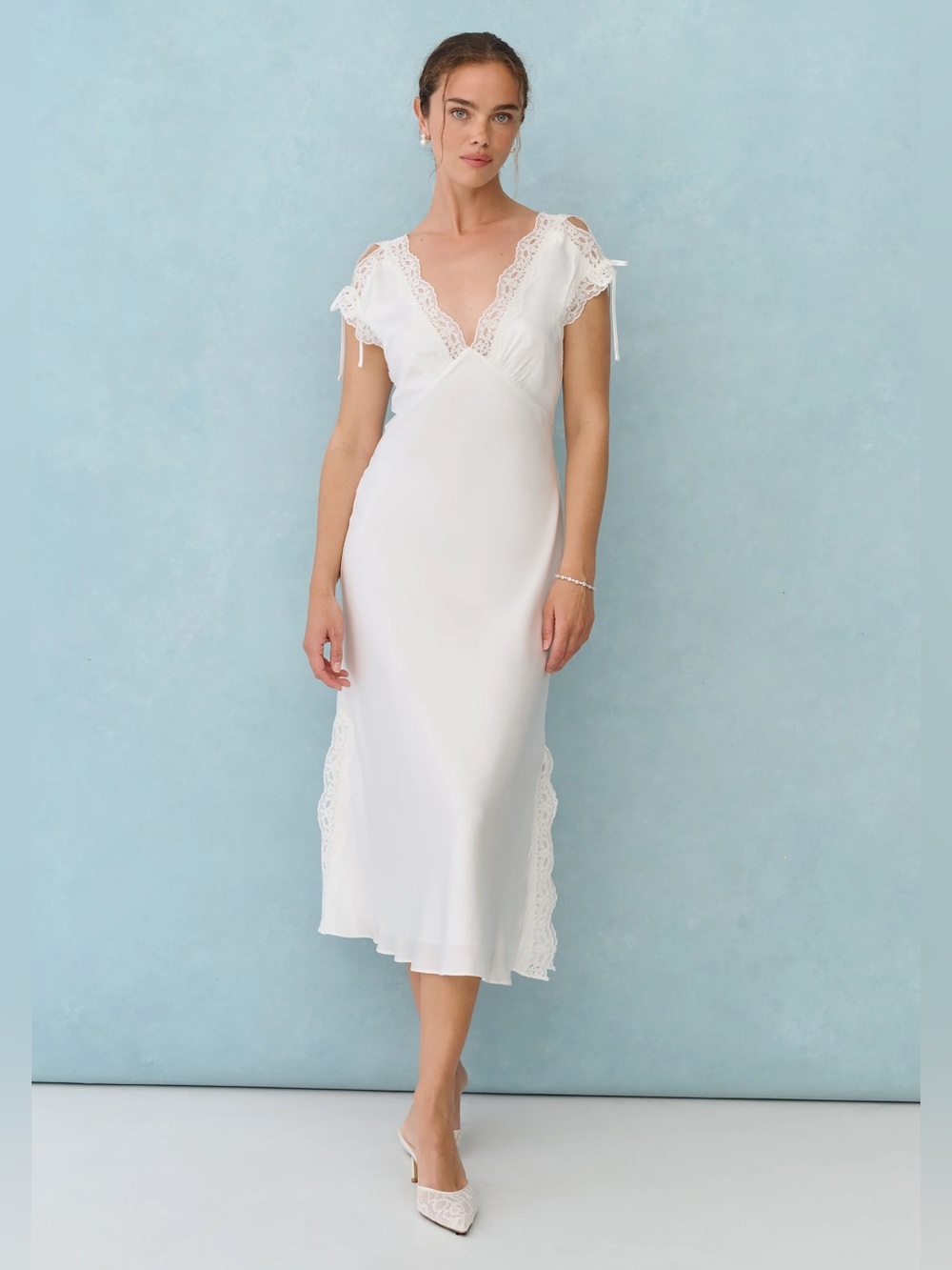 Few Moda Emily white lace slip dress romantic bow sleeves Sz O firs small.